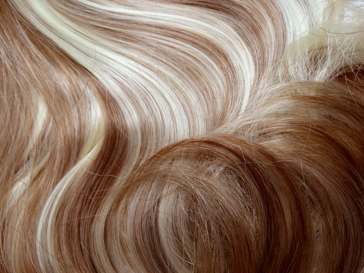 Avant après coloration cheveux blancs brune châtain chocolat résultat naturel