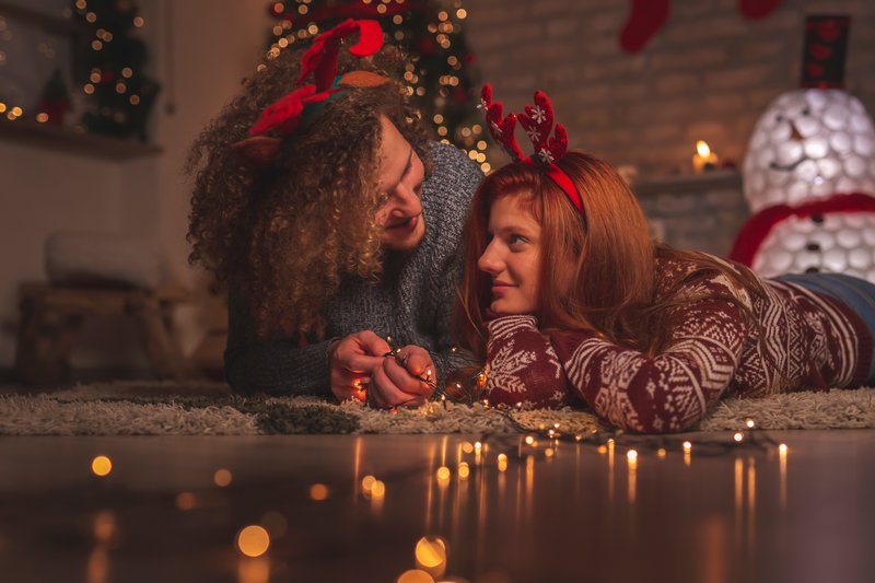 Réserver ses vacances de Noël au meilleur prix : timing, alertes et astuces concrètes